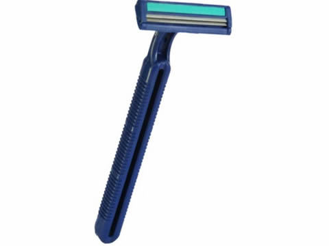 DESCART�VEIS - APARELHOS DE BARBEAR 2 L�MINAS 